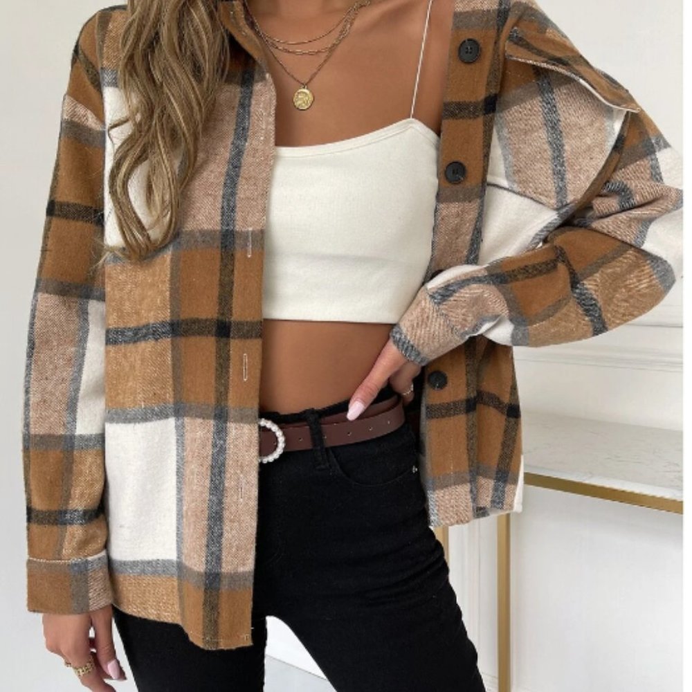 Plaid Flap Pocket boyfriend shacket trucker jacket navy blue tan white - Picture 11 of 16